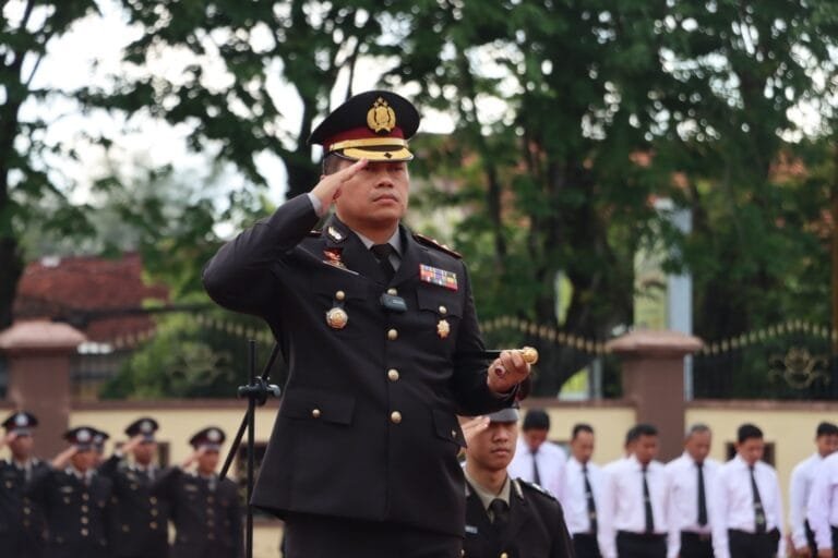 Polres Sumenep Gelar Upacara Peringatan Hari Kebangkitan Nasional.