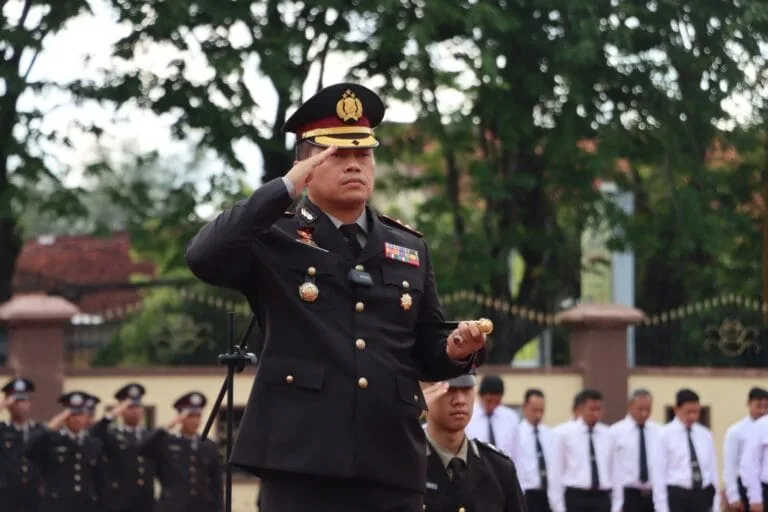 Polres Sumenep Gelar Upacara Peringatan Hari Kebangkitan Nasional.