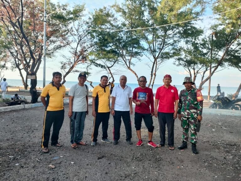 Kehadiran Camat Raas Baru Masyarakat Berharap Ada Perubahan Demi kemajuan Kecamatan Raas.