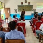 Jelang Hari Lahir Pancasila, Satgas Yonif 310/KK Berikan Wasbang Tentang 4 Pilar Kebangsaan WhatsApp Image 2024 05 31 at 09.07.44
