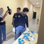 Dua Caffe Ternama Mr. Ball dan Lotus, di Razia Polres Sumenep Amankan 34 Orang Pengunjung dan Puluhan Dos Berisi Miras WhatsApp Image 2024 06 09 at 09.09.32