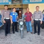 Unit Gakkum Polres Sumenep Berhasil Ungkap Kasus Tabrak Lari di Jalan Raya Gelugur, Korban Meninggal, Pelaku dan Sepeda Motor Langsung Diamankan WhatsApp Image 2024 06 12 at 11.31.18