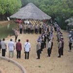 Sambut HUT Bhayangkara Ke-78, Polres Sumenep tanam 1.000 Pohon Mangrove Di Pantai Kedatim Saronggi WhatsApp Image 2024 06 27 at 13.07.02