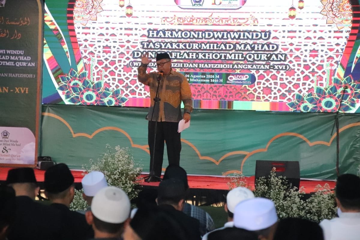 BUPATI APRESIASI PONPES DARUL HUFFAZH AL-MATIIN SUKARAJA ATAS SINERGITAS MEWUJUDKAN VISI KAB SUKABUMI 1 453752660 880414827453690 2767109235288047232 n
