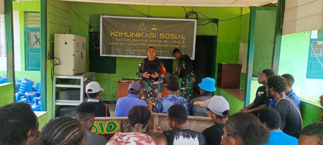 Ajak Warga Perbatasan Jauhi Miras, Satgas Yonif 310/KK Berikan Penyuluhan 1 WhatsApp Image 2024 08 09 at 11.20.10