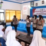 Sambut Hari Jadi Polwan Ke-76, Polwan Polres Sumenep Gelar Police Go To School di SMA Muhammadiyah WhatsApp Image 2024 08 26 at 09.30.50