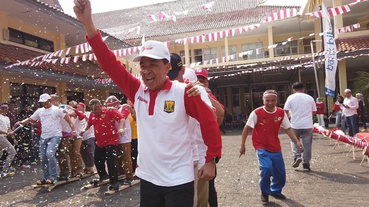 MERIAHKAN KEMERDEKAAN, SETDA KAB SUKABUMI GELAR BERAGAM PERLOMBAAN TRADISIONAL 1 457809378 899526338875872 3328292283082319969 n