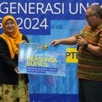 H. MARWAN LUNCURKAN BEASISWA BUPATI “MEMBANGUN SDM UNGGUL DI KABUPATEN SUKABUMI” 460456804 911943317634174 9105483467034126530 n