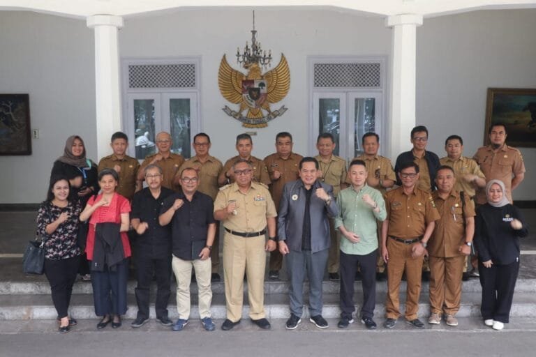 BUPATI TERIMA KUNJUNGAN DIREKTUR EKSEKUTIF APKASI BERSAMA INTERNASIONAL BUSINESS ASSOCIATION