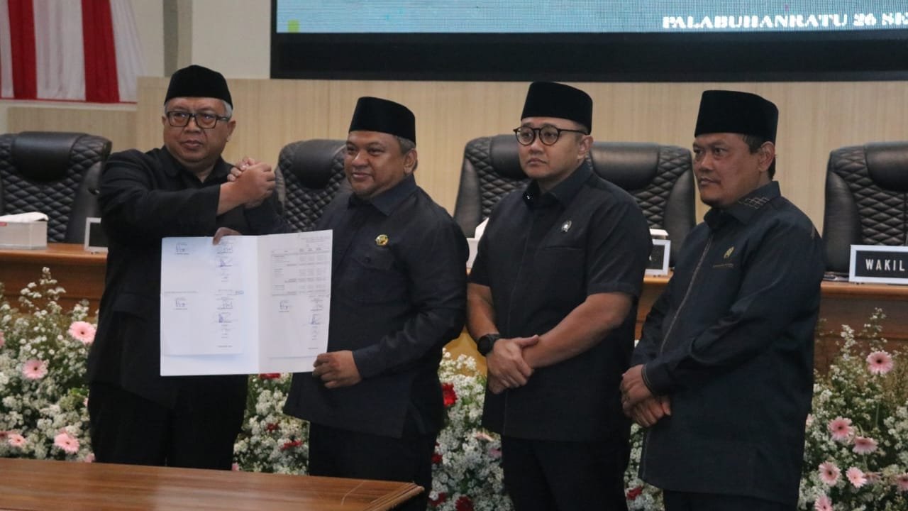 BUPATI SUKABUMI SAMPAIKAN PENDAPAT AKHIR RAPERDA PERUBAHAN APBD TAHUN 2024 1 461396522 916867747141731 3542439705213294641 n