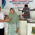 Penyaluran Bantuan Langsung Tunai (BLT) DD Anggaran Tahun 2024 Desa Tarisi Kec. Warungkiara WhatsApp Image 2024 09 10 at 13.30.16