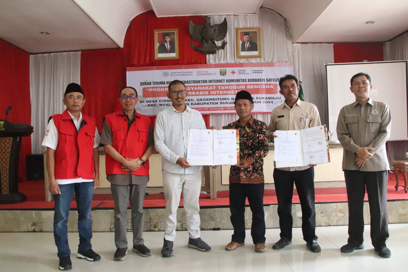 Sekda Hadiri Serah Terima Hibah Infrastruktur Komunikasi Berbasis Satelit 1 462368208 925949829566856 557665887081063039 n