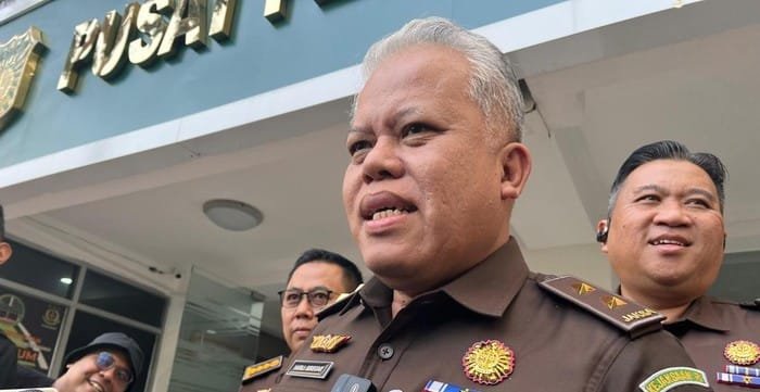 Kejagung Periksa Dua Mantan Pejabat Kementerian Perdagangan dalam Kasus Impor Gula 1 12