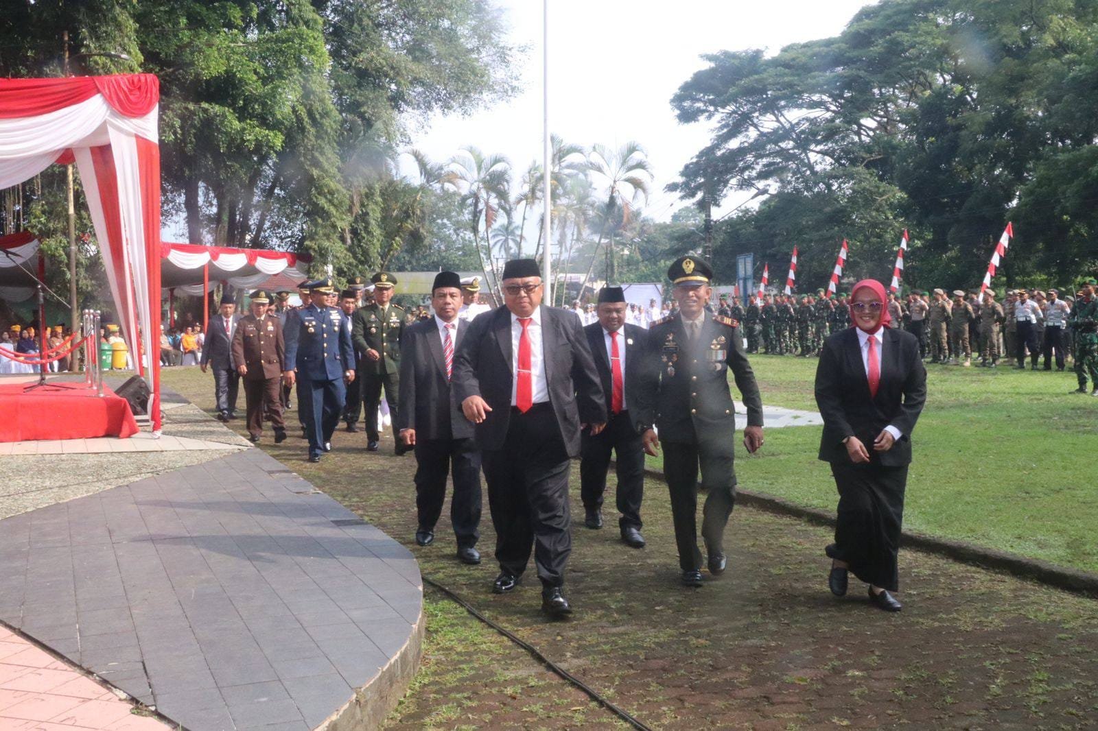 PERINGATAN HARI PAHLAWAN NASIONAL 2024 TINGKAT KAB SUKABUMI" TELADANI PAHLAWANMU CINTAI NEGERIMU" 1 466463979 950216757140163 2385420868343850893 n