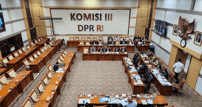 Johanis Tanak: “Saya Akan Tutup OTT Jika Terpilih Sebagai Pimpinan KPK, Karena Tidak Sesuai Dengan KUHAP” 1 Screenshot 2024 11 19 185237