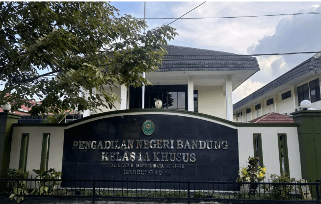 Pengadilan Agama Bandung Dituntut Klarifikasi Setelah Terbitnya Penetapan Ahli Waris Palsu 1 Screenshot 2024 11 20 214140