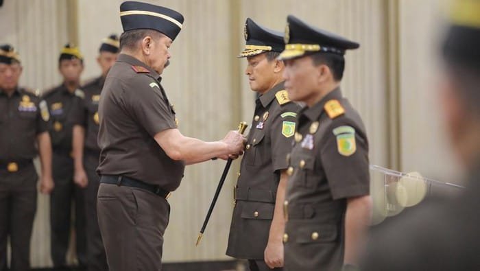 pelantikan dua pejabat baru kejagung oleh jaksa agung dok kejagung 169