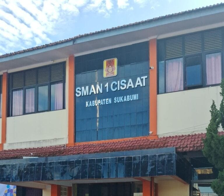 Diduga Berkedok Perpisahan, SMAN 1 Cisaat Kab. Sukabumi Diduga Lakukan Pungutan yang Membebani Orang Tua Siswa