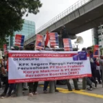 ICW Muda dan Gerakan Intelektual Muda Antikorupsi Desak KPK Bongkar Dugaan Korupsi Rp427 Miliar dalam Proyek Antropometri Kit Kemenkes demonstrasi 142259 big