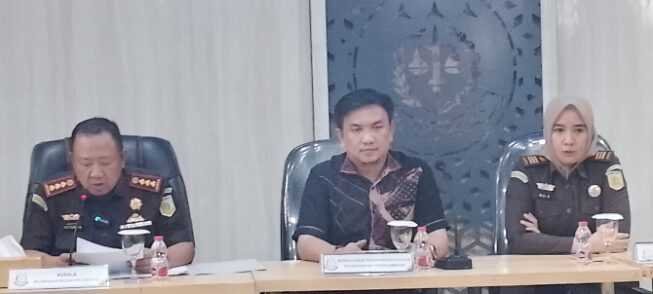 Kejari Palembang Minta Bantuan Masyarakat dan Penegak Hukum untuk Menangkap 10 DPO 1 download 3