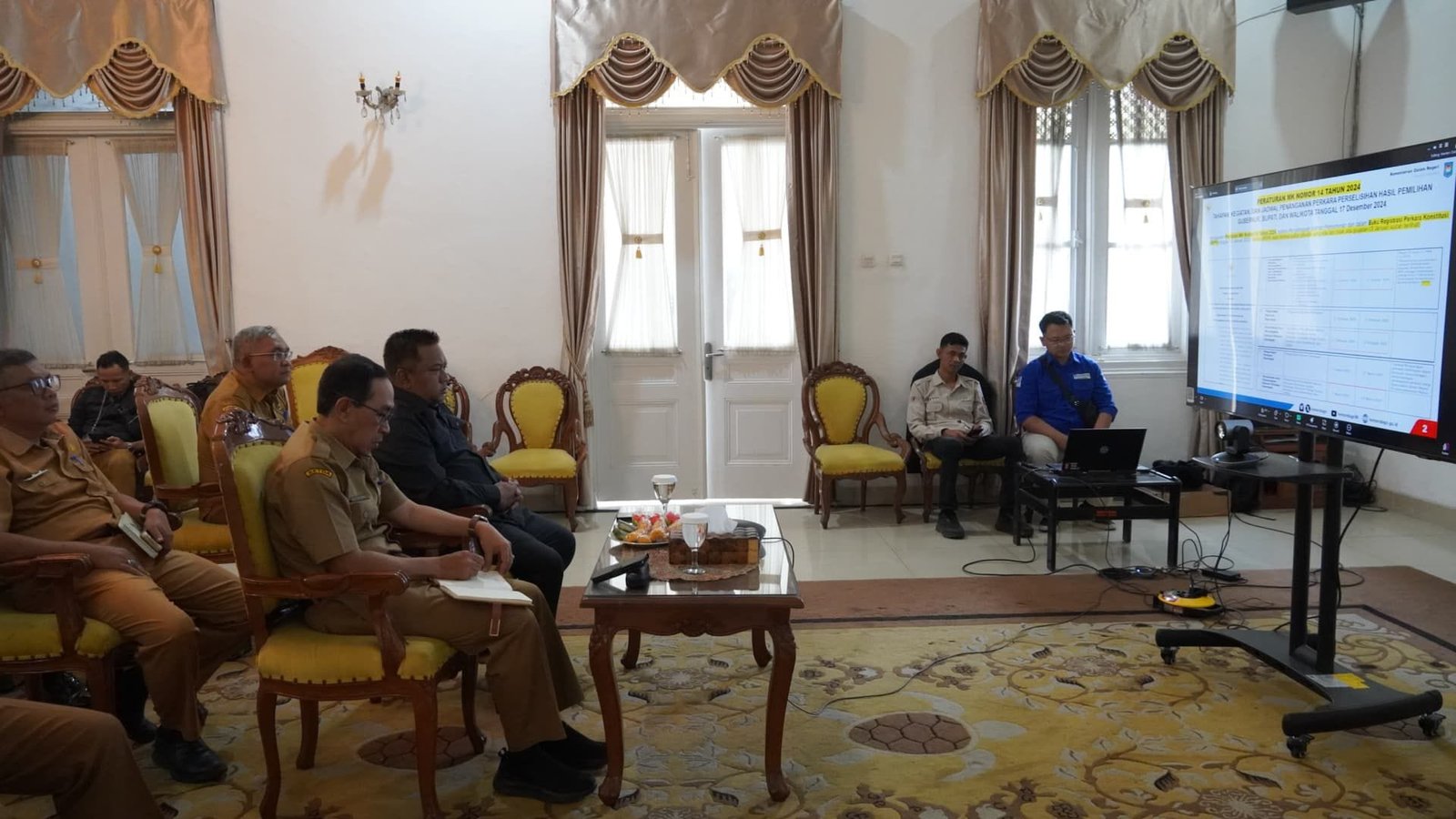 Sekda Sukabumi Ikuti Rakor Bersama Mendagri, Bahas Persiapan Pelantikan Kepala Daerah Terpilih 1 476223373 1010363874458784 4661576282156753161 n