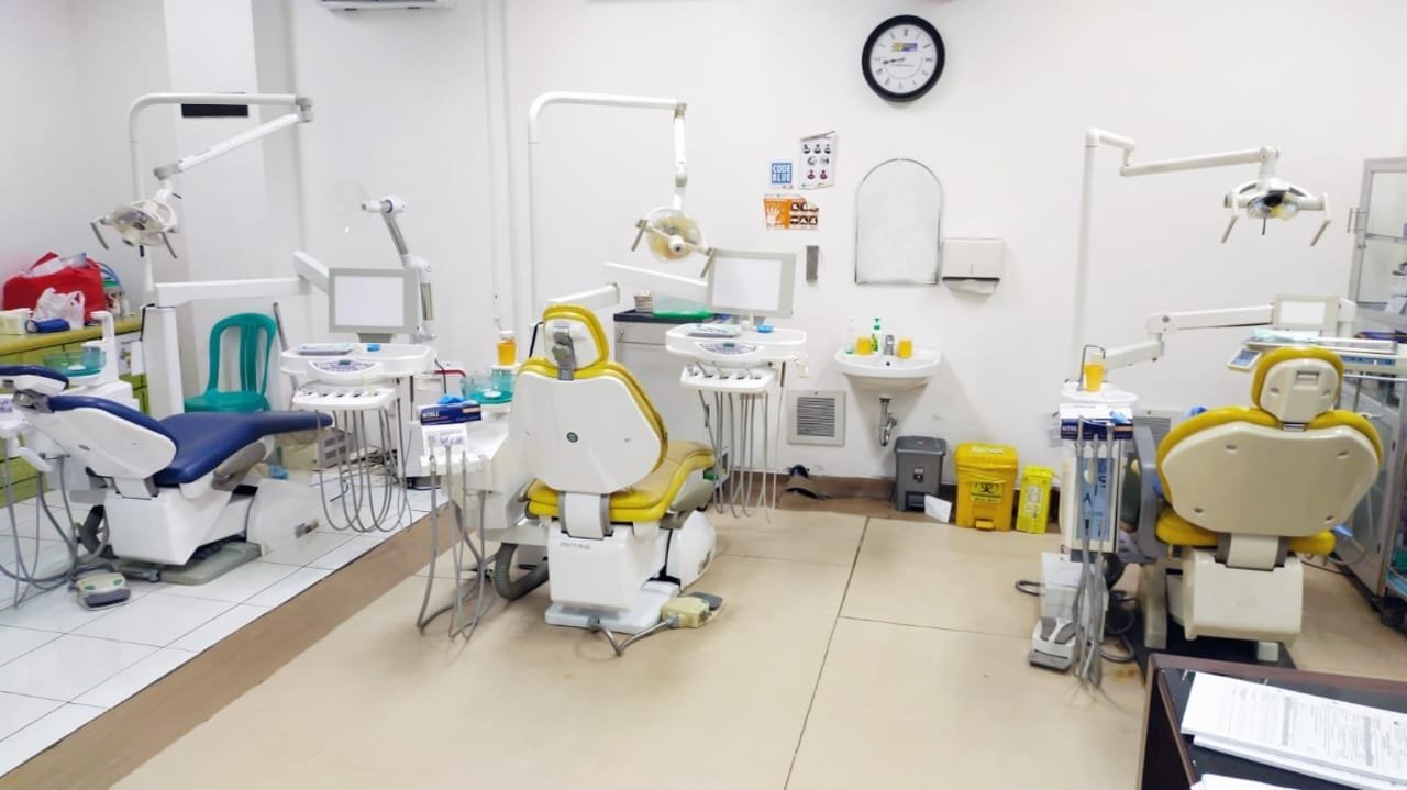 Promosi Layanan Klinik Konservasi Gigi: Solusi Terbaik untuk Menyelamatkan Gigi Anda 1 alat kesehatan