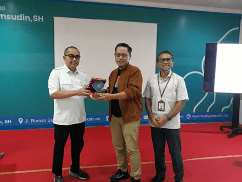 Penyelenggaraan Program Ultimate Service untuk Karyawan UOBK RSUD R. Syamsudin, S.H. di Gedung Central Diagnostik 2 image 12