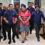 Kejati Jakarta Tangkap Pengacara Korban Robot Trading Fahrenheit, Terkait Dugaan Korupsi Pengembalian Barang Bukti Rp23,3 Miliar 700071 04031328022025 buronan perkara investasi bodong Robot Trading Fahrenheit