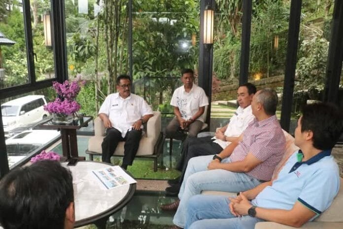 Bupati Sukabumi H. Asep Japar Hadiri Pembahasan Progres Pembangunan dan Kesiapan Operasional RDF, Soroti Pentingnya Pengelolaan Sampah untuk Lingkungan 1 FB IMG 1741814676751 696x464 1