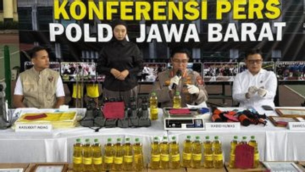 polisi konferensi pers
