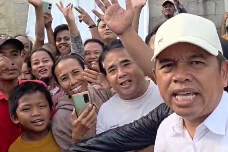 Disindir “Bapak Tiri”, Dedi Mulyadi Dinilai Abaikan Warga Cirebon Timur Saat Peringatan Hari Jadi