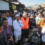 Sidak Dedi Mulyadi dan Wali Kota Farhan Bongkar Dugaan Pungli Sampah di Pasar Gedebage, Sampah Menumpuk hingga 1.120 Meter Kubik Dedi Mulyadi sidak sampah ke gedebage