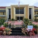 Wujud Dukungan Ketahanan Pangan Nasional, Ucapan Sertijab Kapolres Sumenep Dituangkan dalam Bentuk Tabulampot WhatsApp Image 2025 04 16 at 09.56.46 fe982921