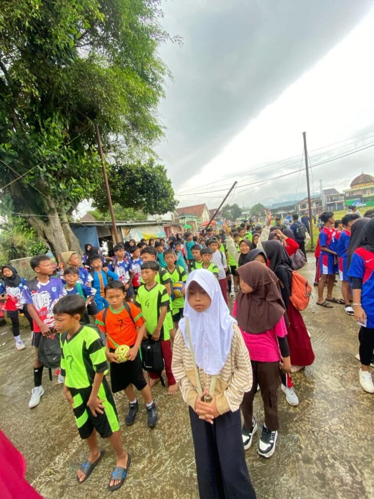 K3S Parungkuda Gelar Ajang Prestasi Siswa SD: O2SN, FLS3N, dan Safta Lomba PAI Tingkat Kecamatan 2 WhatsApp Image 2025 04 28 at 09.10.09 5f69fc4b