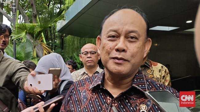 Cegah Kasus Cianjur Terulang, BGN Larang Pembersihan Sisa Makanan Bergizi Gratis di Sekolah 1 kepala badan gizi nasional bgn dadan hidayana 1742623468846 169