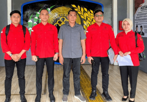 Kejari Bantaeng Jerat Terdakwa Korupsi ke Penjara Usai Vonis MA: “Kau Terbukti Korupsi, Kau Tidak Bisa Lolos!” 1 Screenshot 2025 05 08 091513