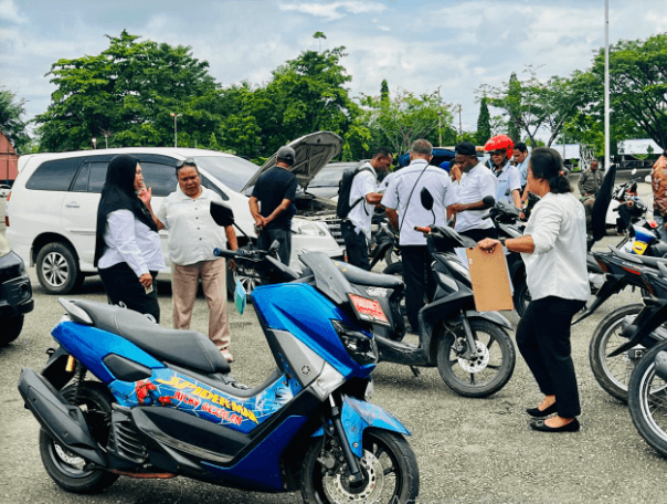 Pemkab Jayapura Tertibkan Kendaraan Dinas, Termasuk yang Masih Dipegang Pensiunan 1 Screenshot 2025 05 14 211009