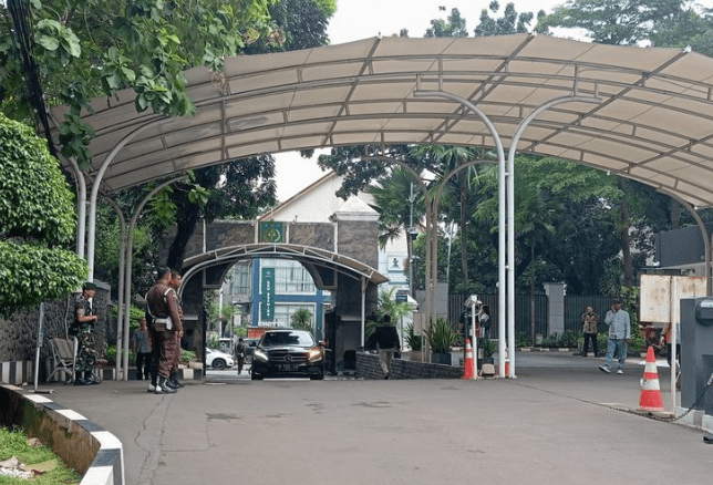 Pengamanan Kejaksaan Agung oleh TNI: Langkah Strategis atau Ancaman terhadap Independensi? 1 Screenshot 2025 05 15 092129