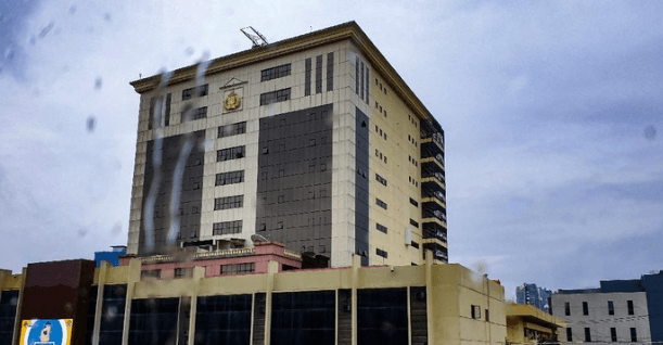 Kapolri Lakukan Mutasi Besar: 2 Kapolda Diganti, 67 Perwira Polri Dimutasi 1 Screenshot 2025 05 22 091821