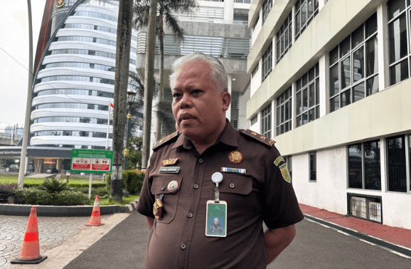 Pegawai Kejaksaan Agung Dibacok di Depok, Jaksa Agung Kunjungi Keluarga Korban 1 Screenshot 2025 05 27 152635