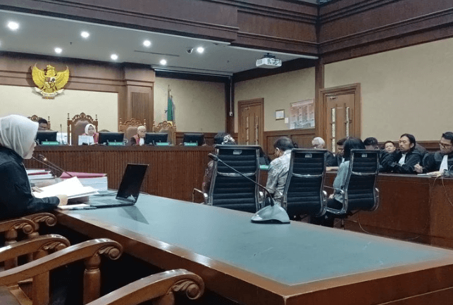 Pengacara Ronald Tannur Dituntut 14 Tahun Penjara: Terbukti Suap Hakim hingga Libatkan Eks Pejabat MA 1 Screenshot 2025 05 28 191846