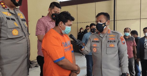 Satgas Saber Pungli Gelar OTT Mantan Kades dan Dua Kades Aktif di Sidoarjo, Amankan Uang Tunai Rp 500 Juta 1 Screenshot 2025 05 29 111617