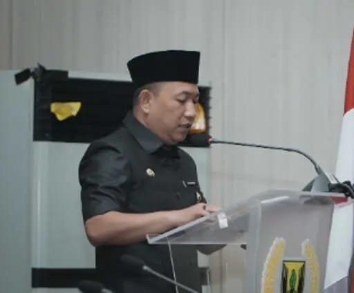 Wabup Andreas di Rapat Paripurna DPRD Kabupaten Sukabumi ke 20