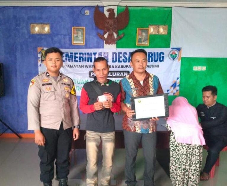 Pemdes Ubrug Salurkan BLT Dana Desa dan Insentif Lembaga, 49 KPM Terima Manfaat Langsung