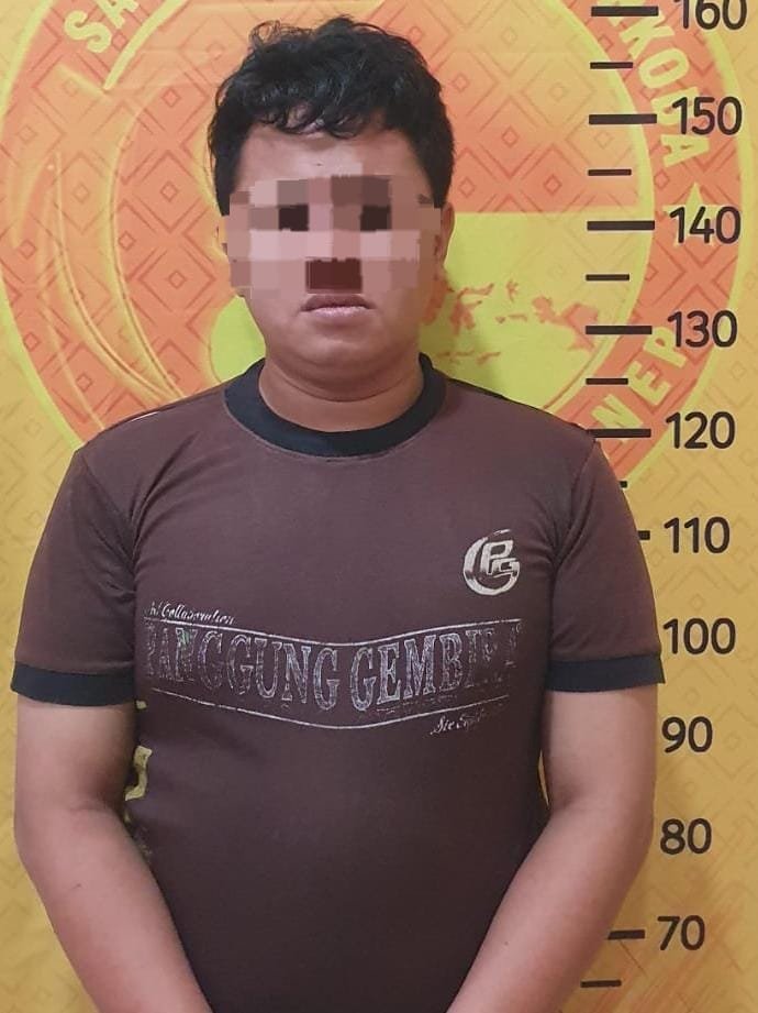 SATRESNARKOBA POLRES SUMENEP UNGKAP KASUS NARKOTIKA JENIS SABU DAN INEX DI DESA JAMBU, LENTENG 1 WhatsApp Image 2025 05 12 at 12.11.41 fc99d1c9