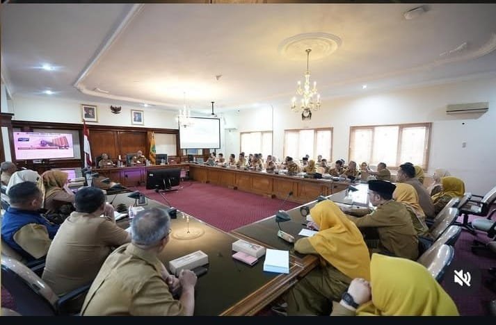 Walikota Sukabumi Tekankan Tiga Program Strategis untuk Wujudkan Kota Sukabumi Bercahaya 1 WhatsApp Image 2025 05 26 at 21.21.51 bef0c6d7