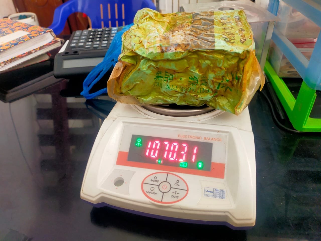 Penemuan Diduga Narkotika Jenis Sabu Seberat 35 Kg Gegerkan Perairan Masalembu 1 WhatsApp Image 2025 05 30 at 07.16.32 ec6a34ad