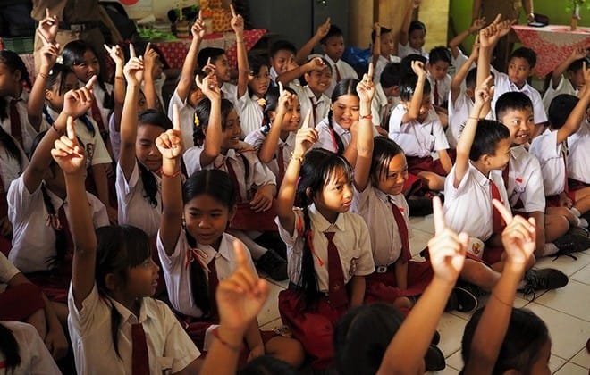 MK Putuskan Pendidikan Dasar di Sekolah Negeri dan Swasta Wajib Gratis: Pemerintah Harus Menjamin Tanpa Pungutan Biaya 1 ilustrasi sekolah