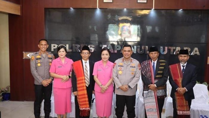 Komitmen Kapolda Sumut Irjen Whisnu Hadirkan Pelayanan Prima dan Jaga Kepercayaan Publik 1 kapolda sumut ke tapanuli utara 1746762752110 169