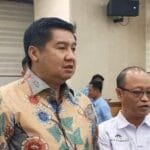 menteri perumahan dan kawasan permukiman maruarar sirait di kantor badan pengawasan keuangan dan pembangunan jakarta timur kam 1745505841443 169